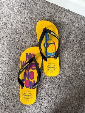 Havaianas Yellow Minions Graphic Flip Flops with Black Straps